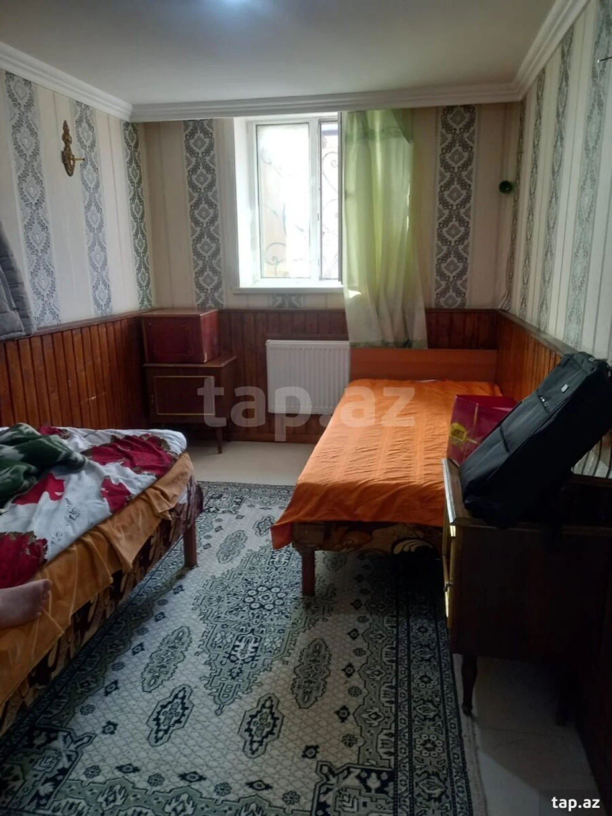 Kirayə verilir 8 otaqlı həyət evi