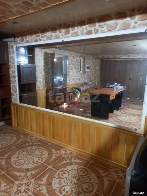 Kirayə verilir 8 otaqlı həyət evi