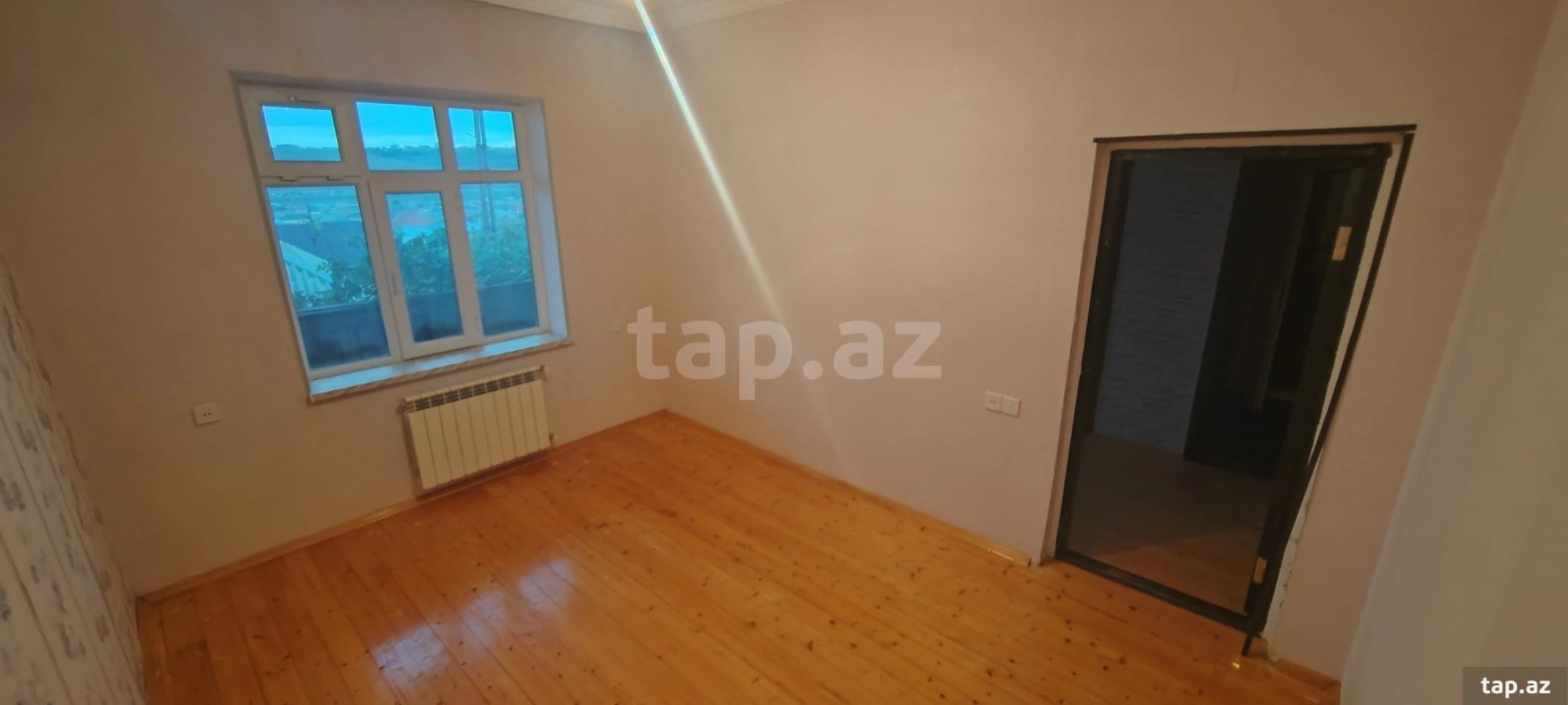 Satılır 6 otaqlı həyət evi