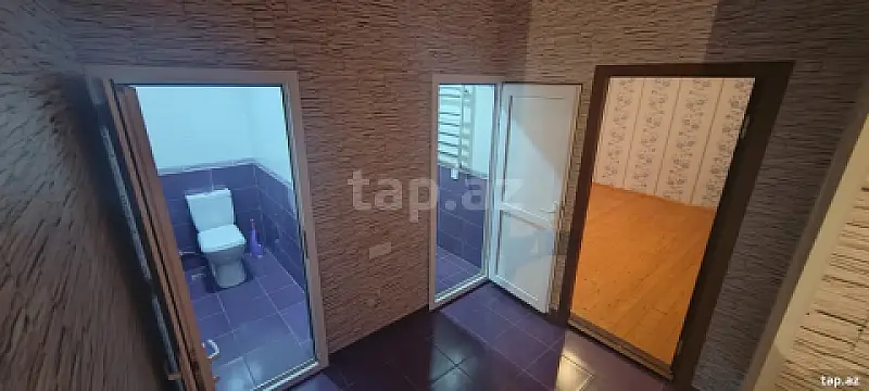 Satılır 6 otaqlı həyət evi