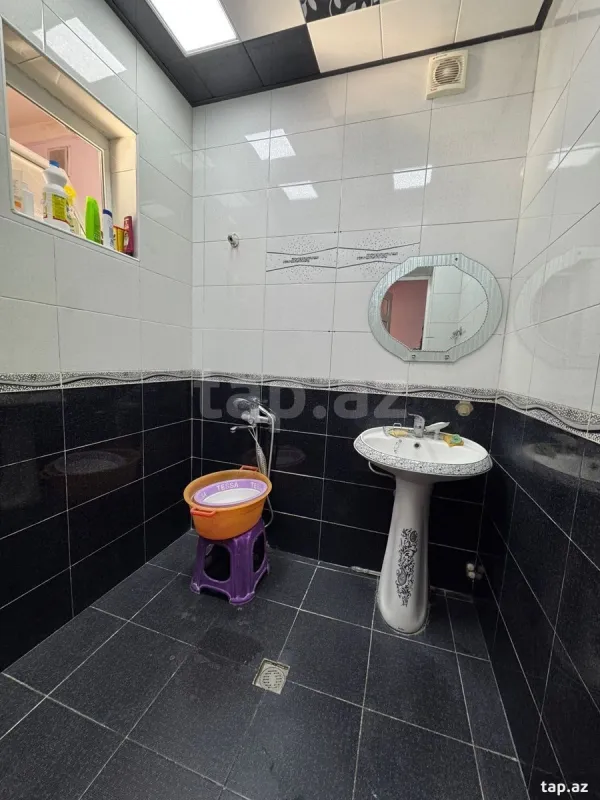 Satılır 3 otaqlı mənzil 61 m²
