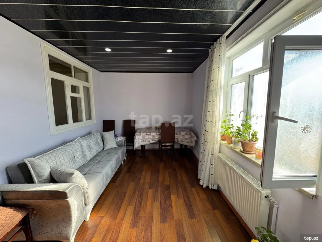 Satılır 3 otaqlı mənzil 61 m²