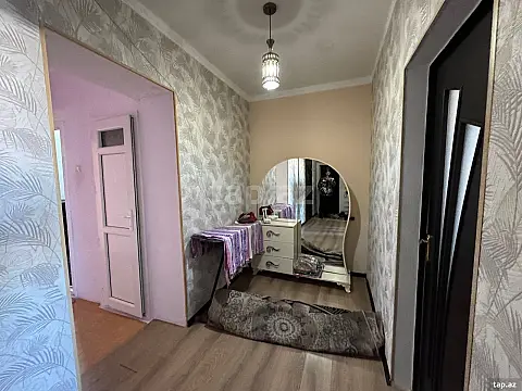 Satılır 3 otaqlı mənzil 61 m²