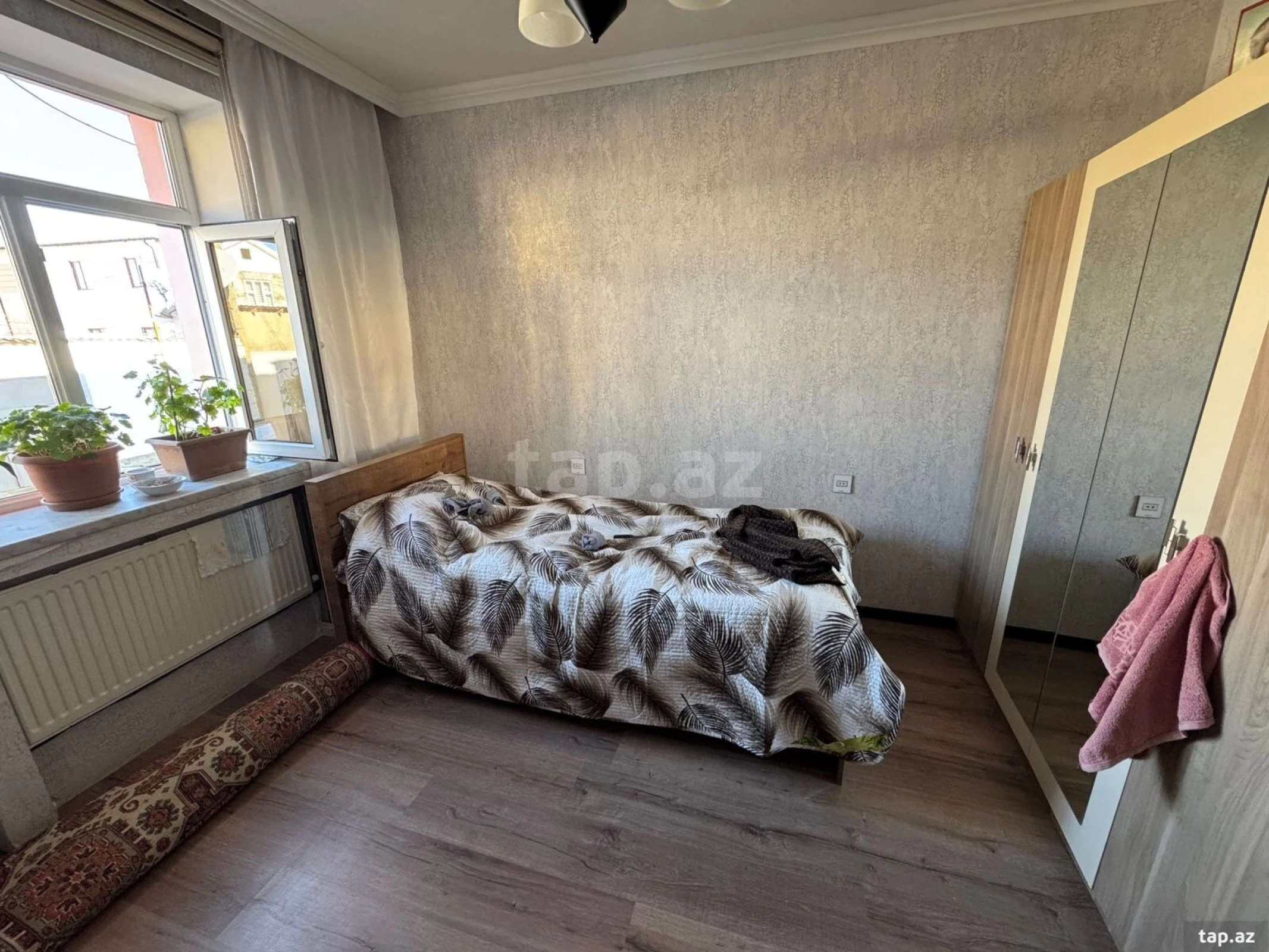 Satılır 3 otaqlı mənzil 61 m²