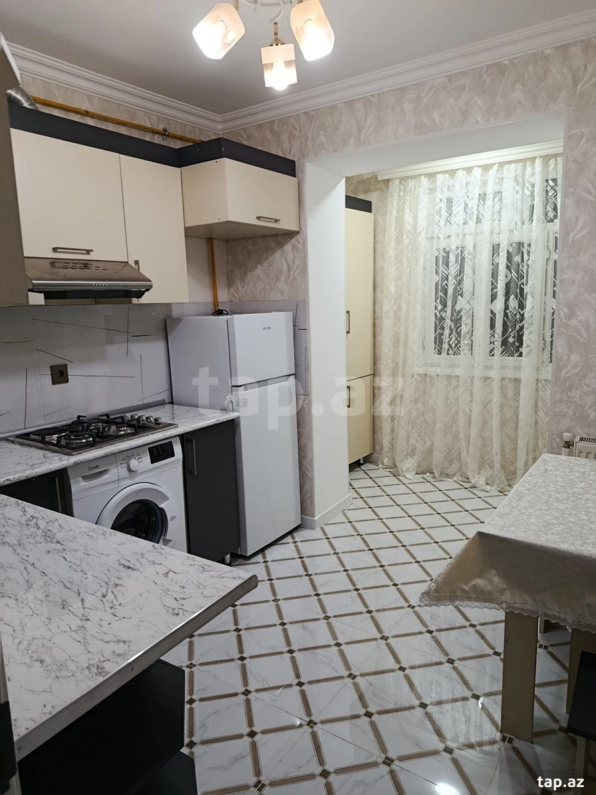Kirayə verilir 2 otaqlı mənzil 60 m²