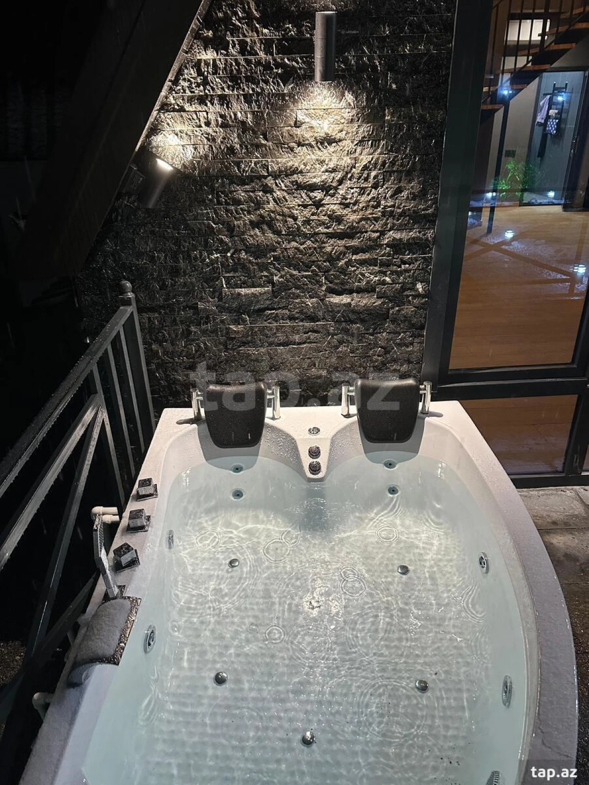 Kirayə verilir 3 otaqlı həyət evi