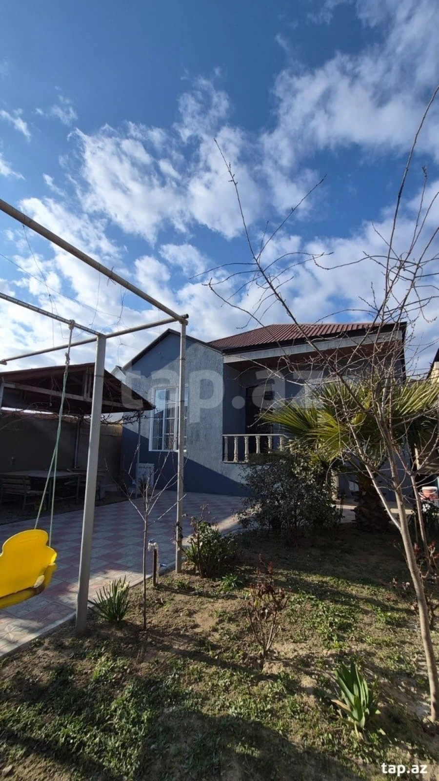 Satılır 3 otaqlı həyət evi