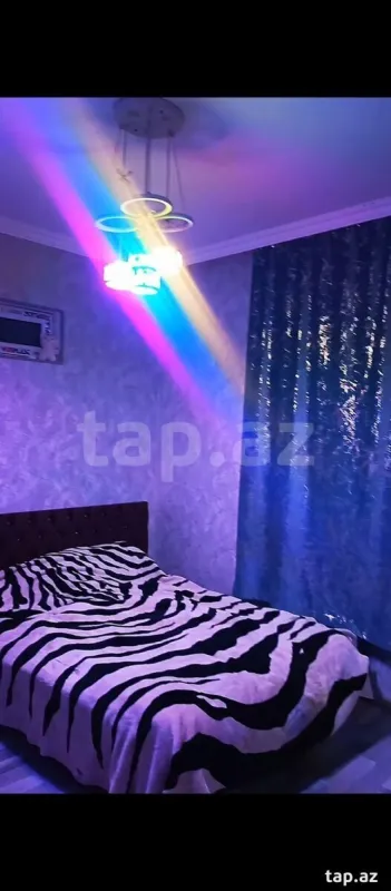 Satılır 4 otaqlı həyət evi