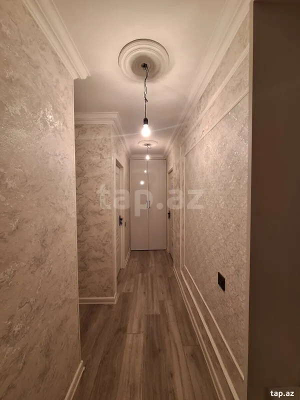 Satılır 2 otaqlı mənzil 60 m²