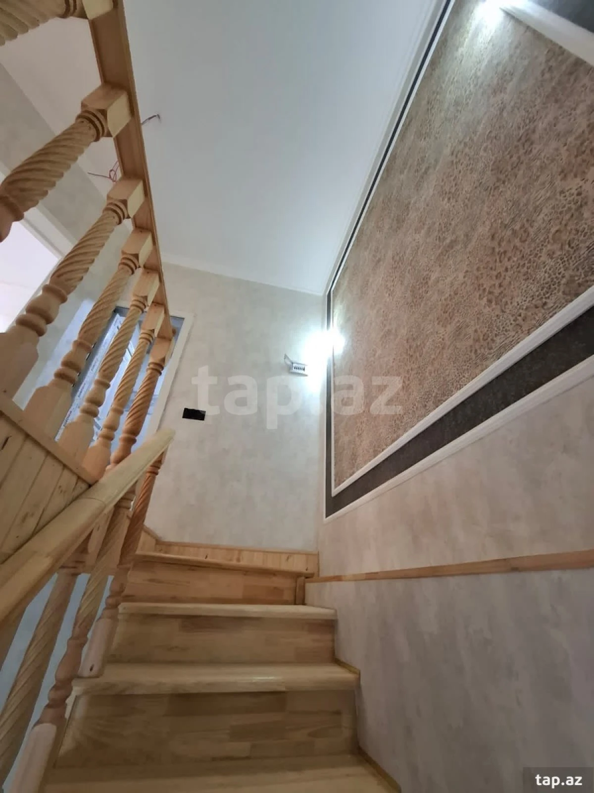 Satılır 4 otaqlı həyət evi