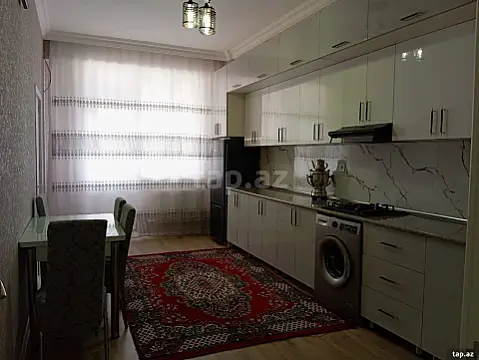 Kirayə verilir 3 otaqlı yeni tikili 75 m²