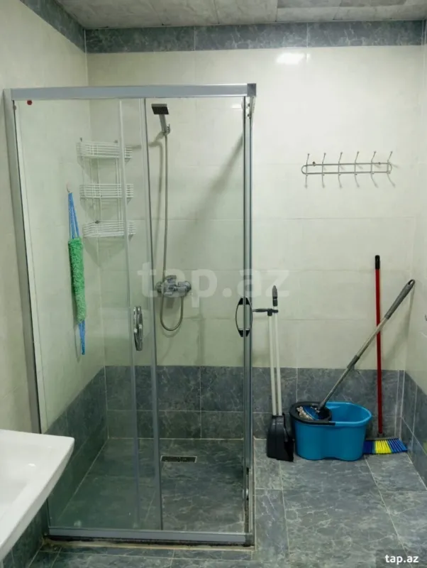 Kirayə verilir 3 otaqlı yeni tikili 75 m²