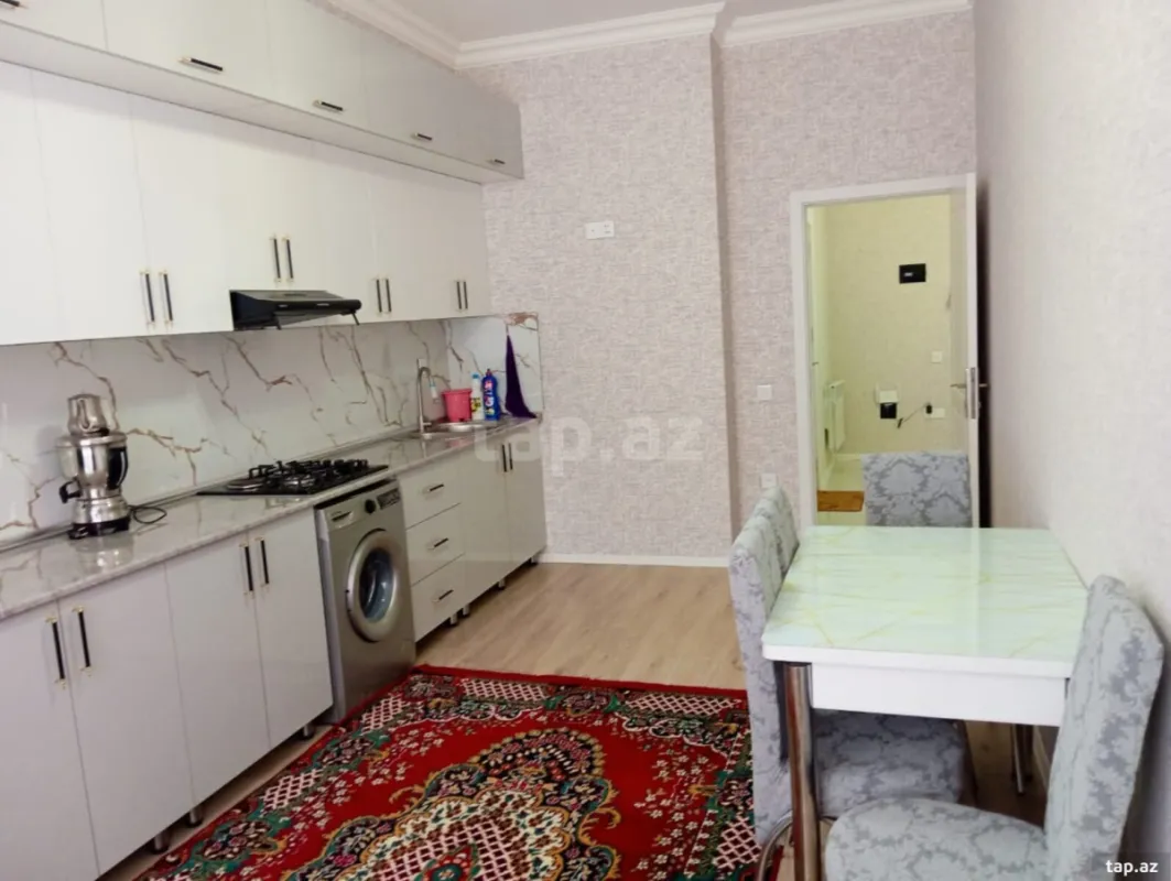 Kirayə verilir 3 otaqlı yeni tikili 75 m²