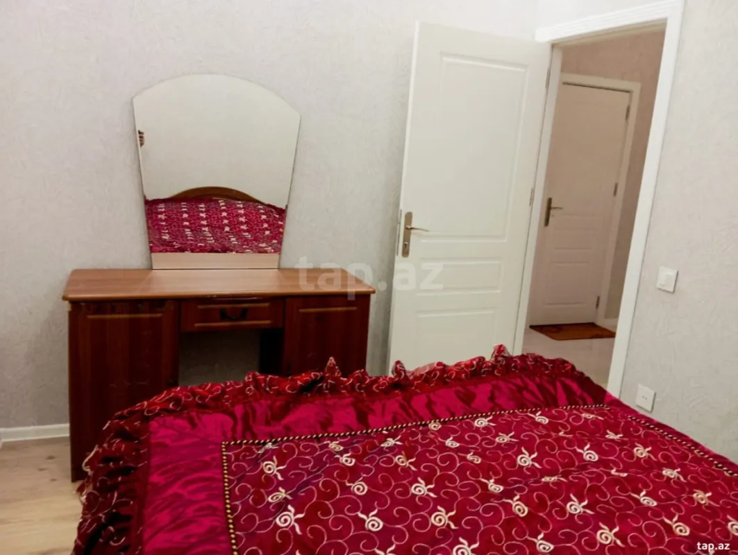 Kirayə verilir 3 otaqlı yeni tikili 75 m²