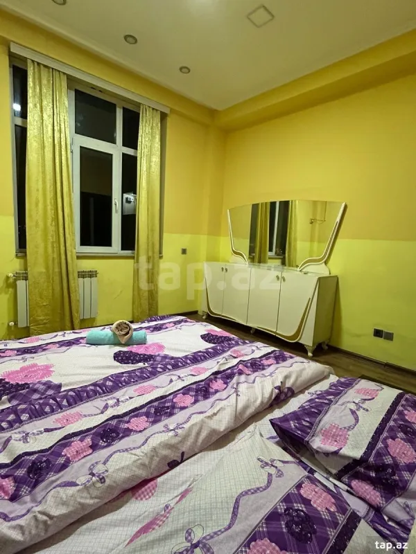 Kirayə verilir 3 otaqlı yeni tikili 120 m²