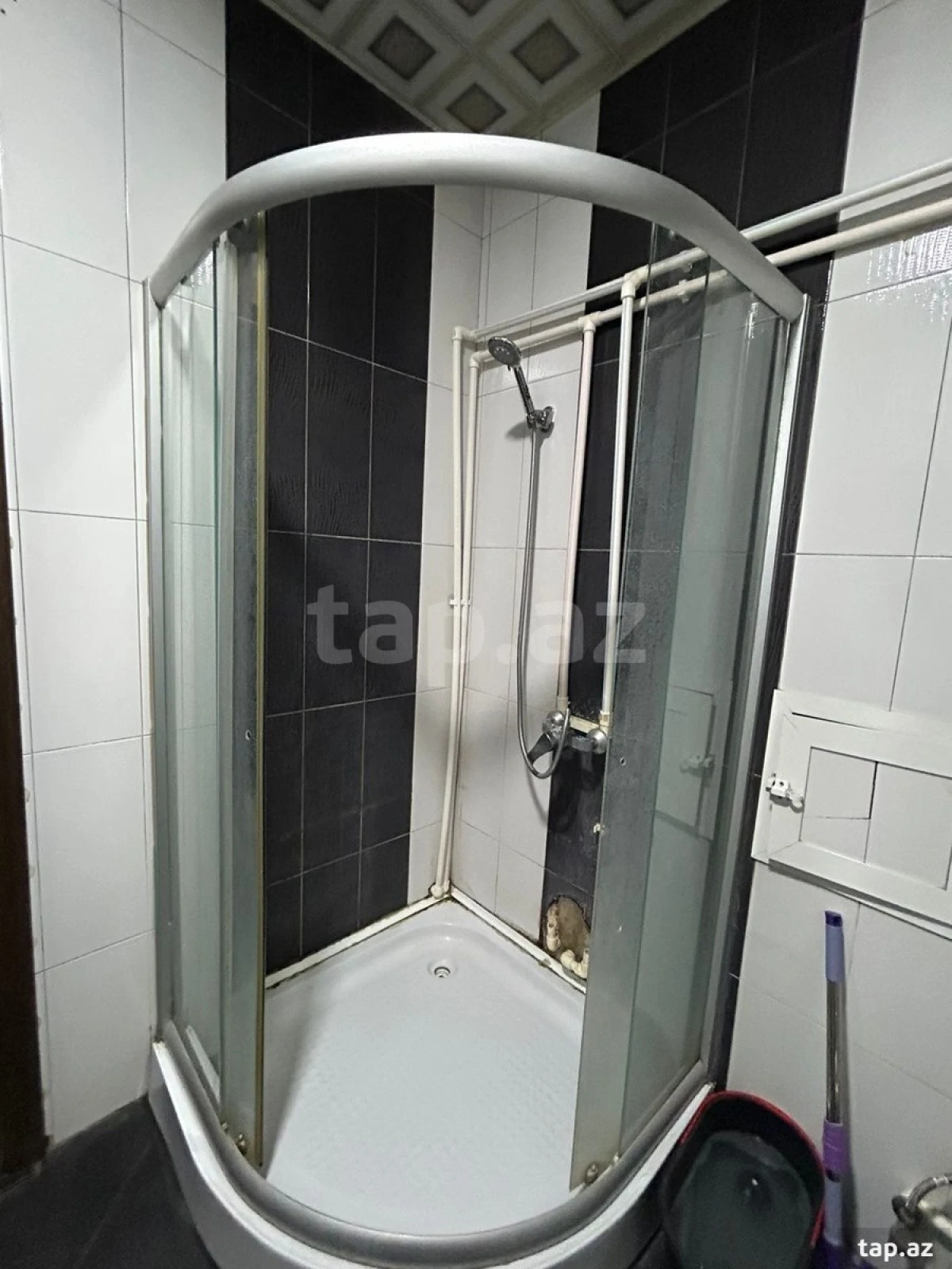 Kirayə verilir 3 otaqlı yeni tikili 120 m²