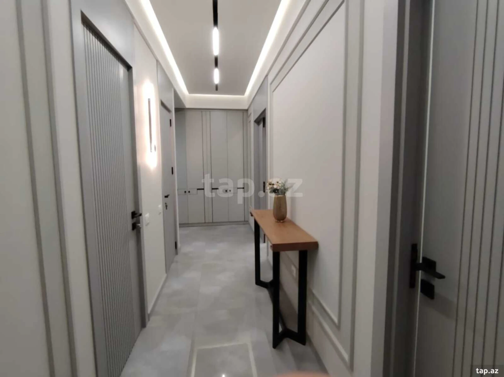 Satılır 3 otaqlı yeni tikili 98 m²