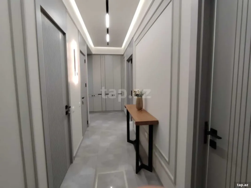 Satılır 3 otaqlı yeni tikili 98 m²