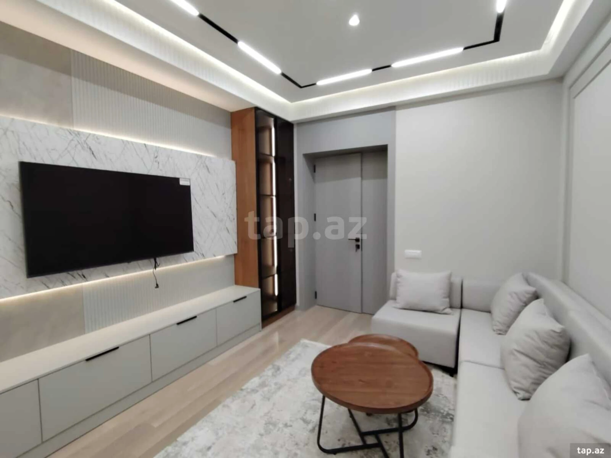 Satılır 3 otaqlı yeni tikili 98 m²