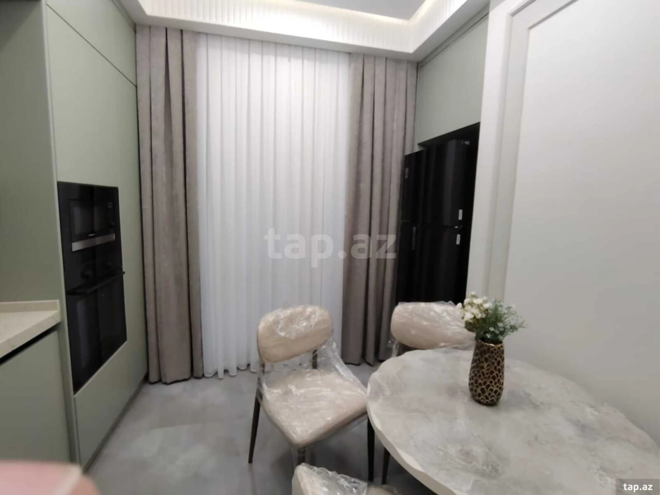Satılır 3 otaqlı yeni tikili 98 m²