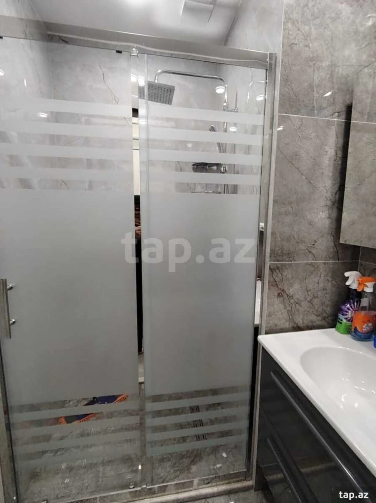 Satılır 3 otaqlı yeni tikili 98 m²