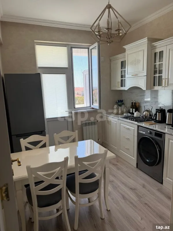 Satılır 2 otaqlı yeni tikili 61 m²
