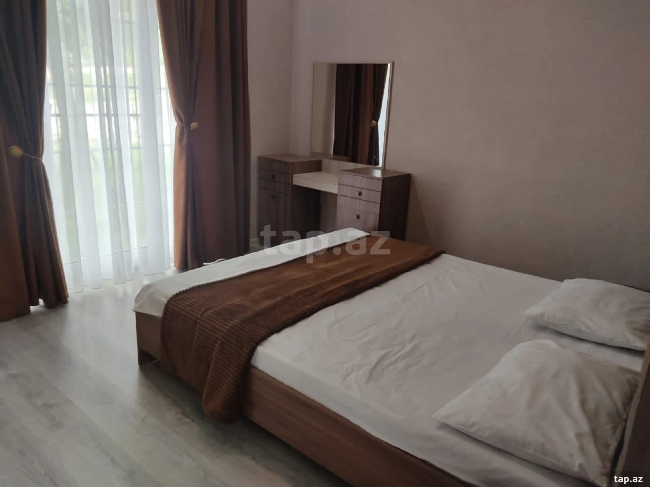 Kirayə verilir 4 otaqlı həyət evi 160 m²