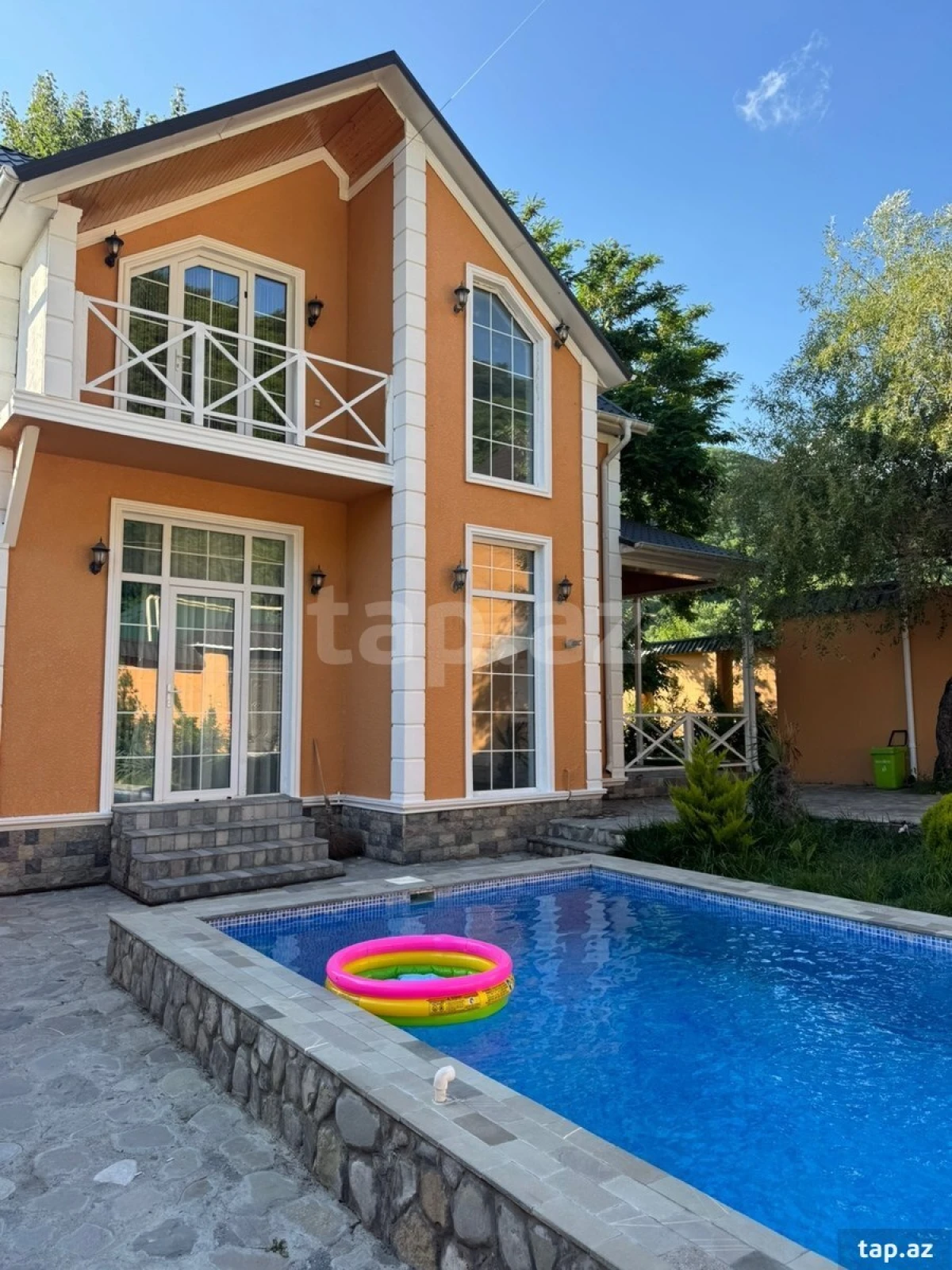 Kirayə verilir 4 otaqlı həyət evi 160 m²