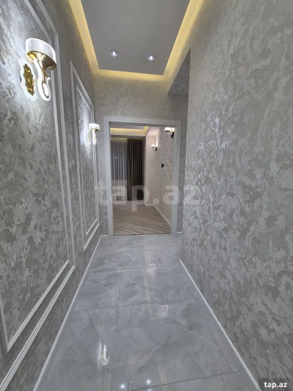 Satılır 3 otaqlı yeni tikili 75 m²