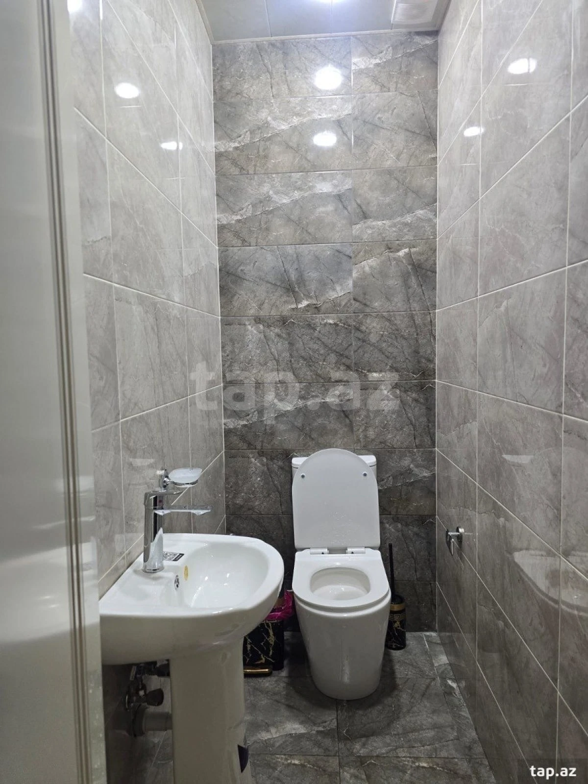 Kirayə verilir 2 otaqlı yeni tikili 85 m²