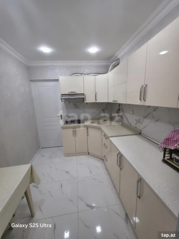 Satılır 2 otaqlı mənzil 60 m²