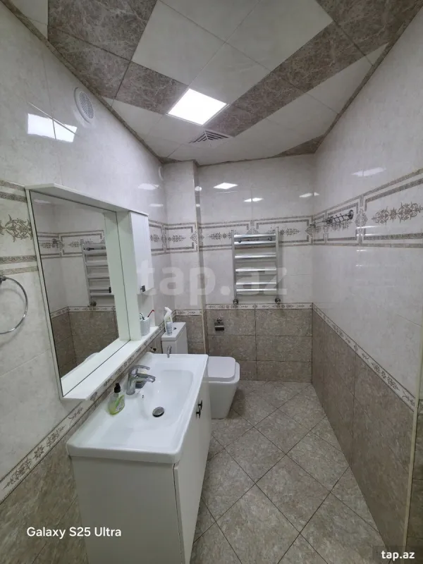 Satılır 2 otaqlı mənzil 60 m²