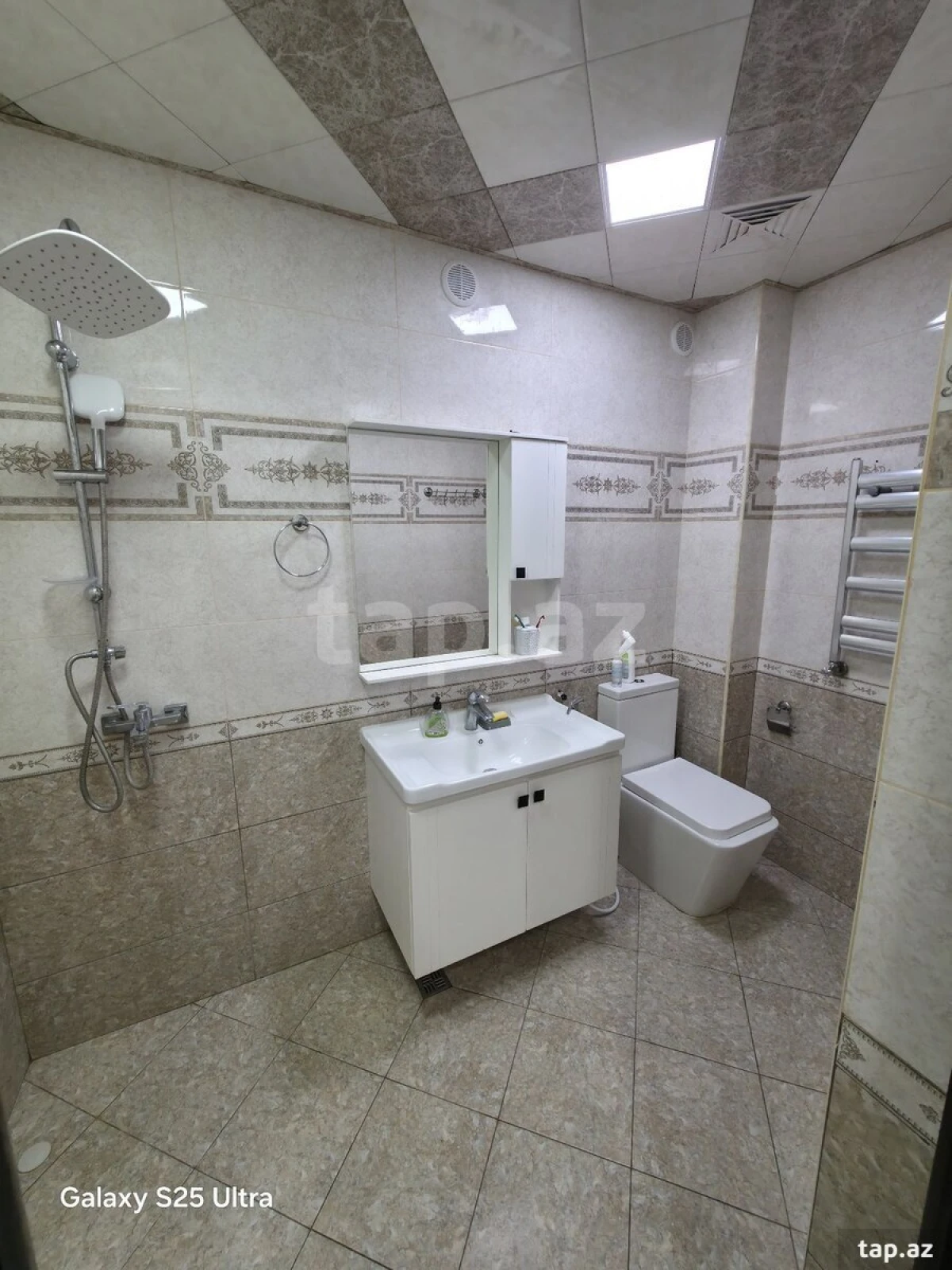 Satılır 2 otaqlı mənzil 60 m²