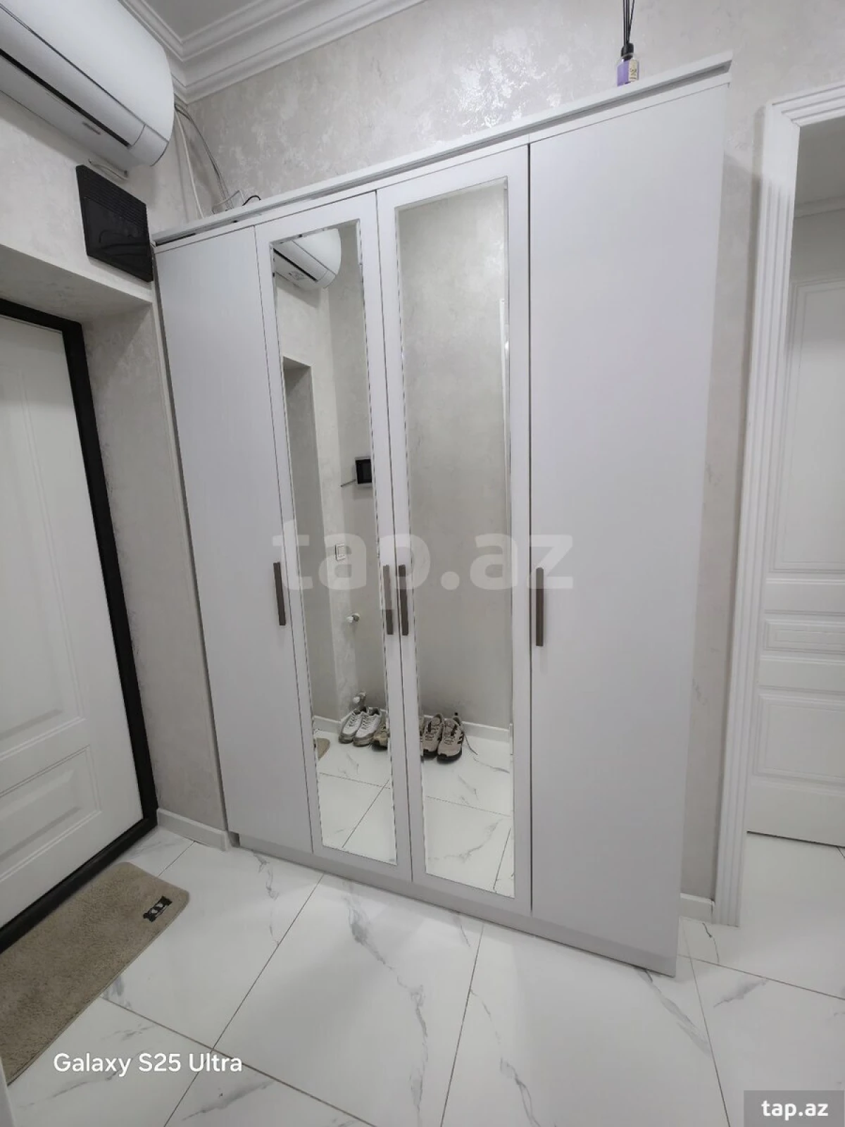 Satılır 2 otaqlı mənzil 60 m²