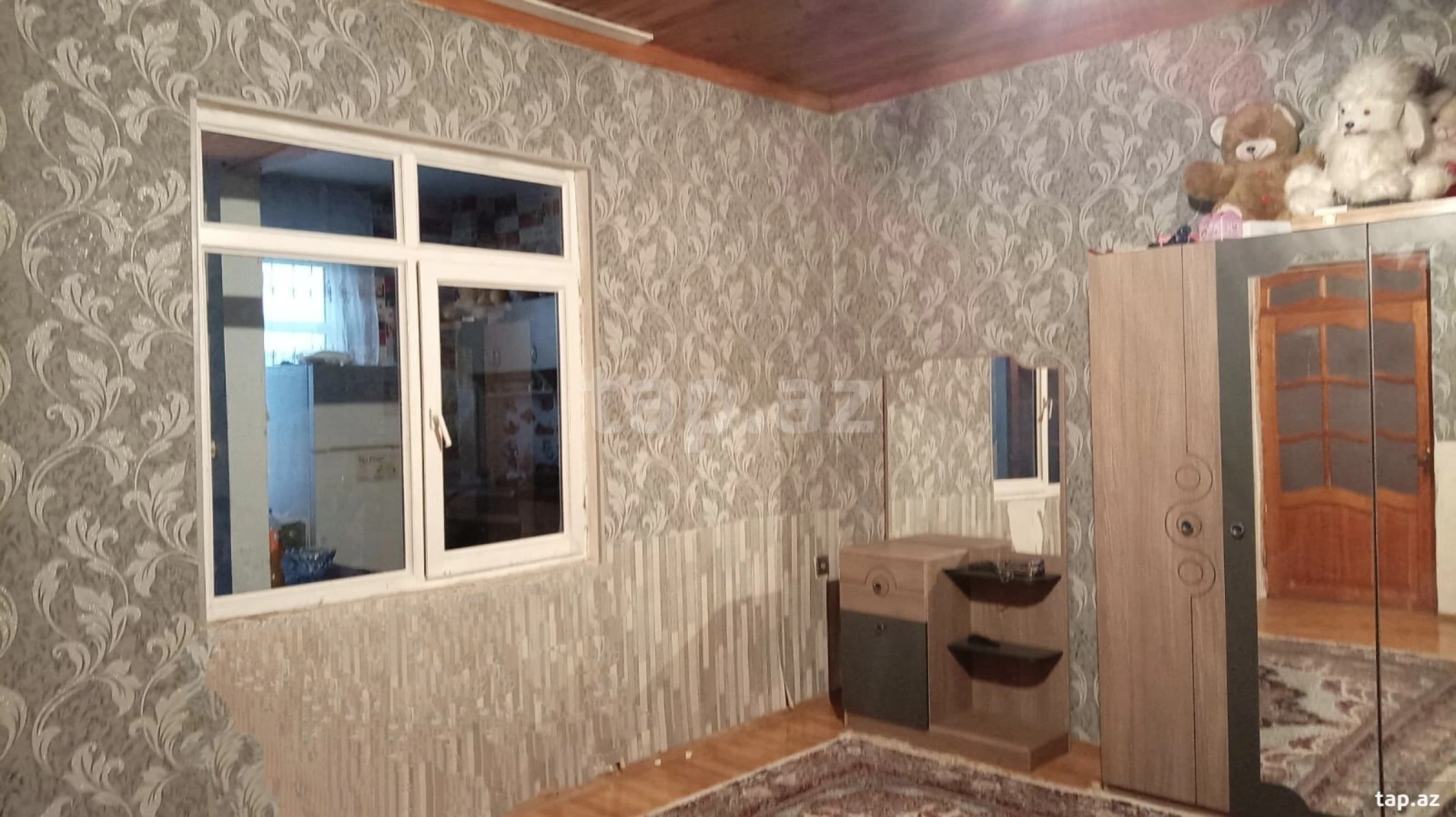 Satılır 4 otaqlı həyət evi