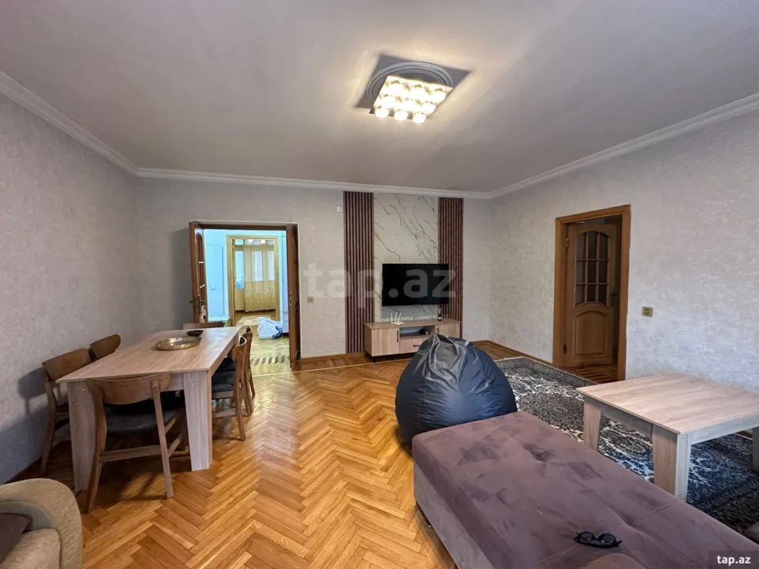 Kirayə verilir 4 otaqlı mənzil 110 m²