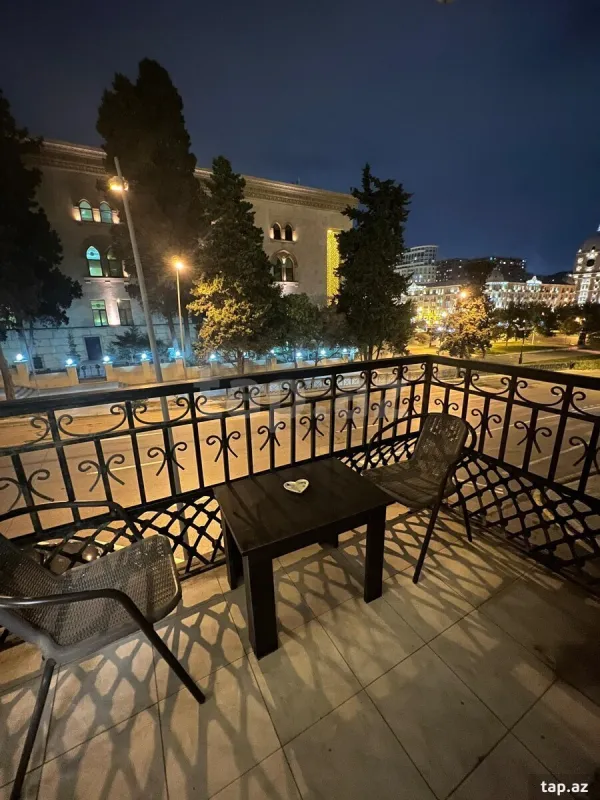 Kirayə verilir 4 otaqlı mənzil 110 m²