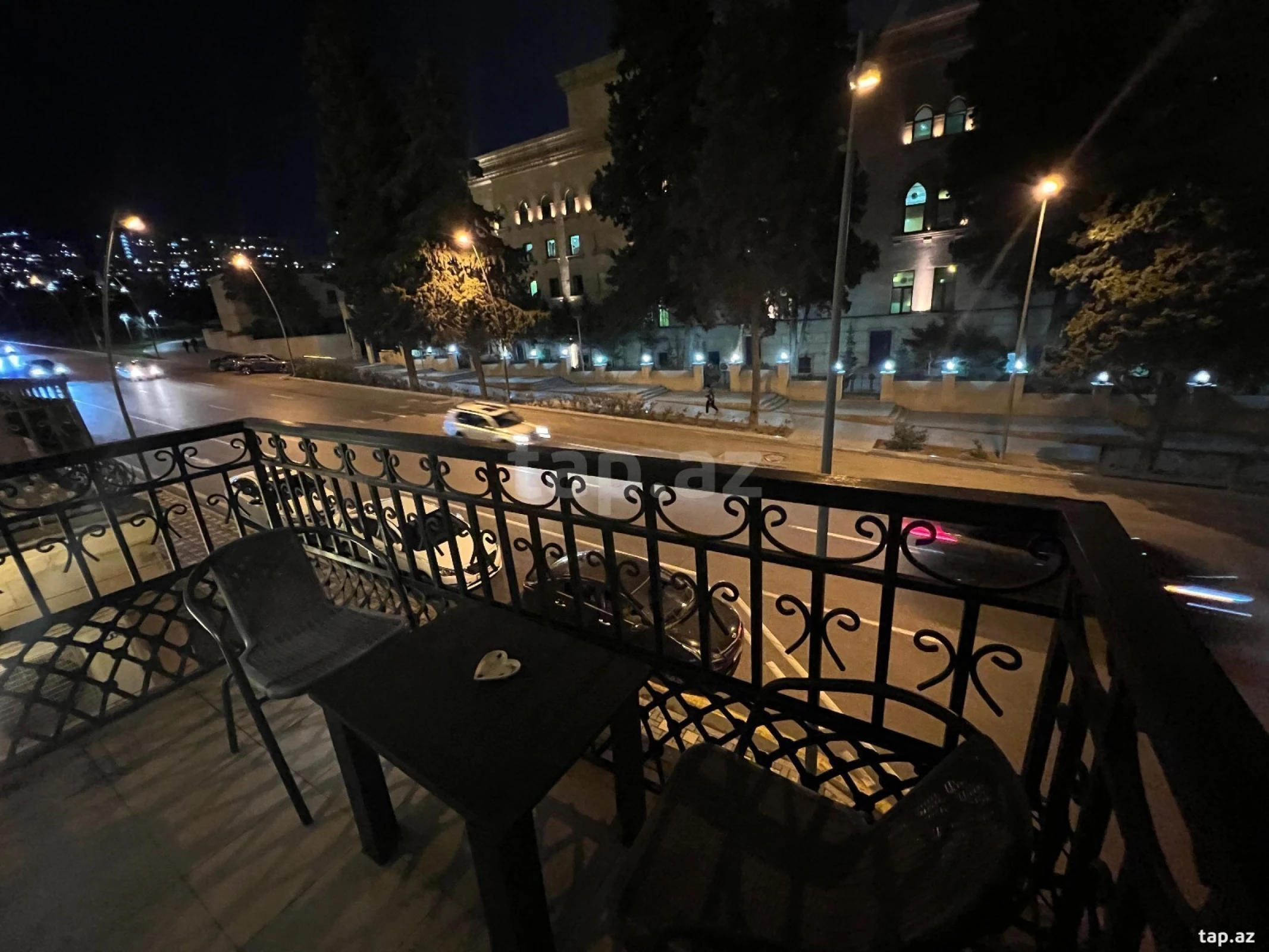 Kirayə verilir 4 otaqlı mənzil 110 m²