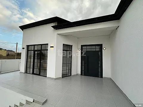 Satılır 4 otaqlı həyət evi