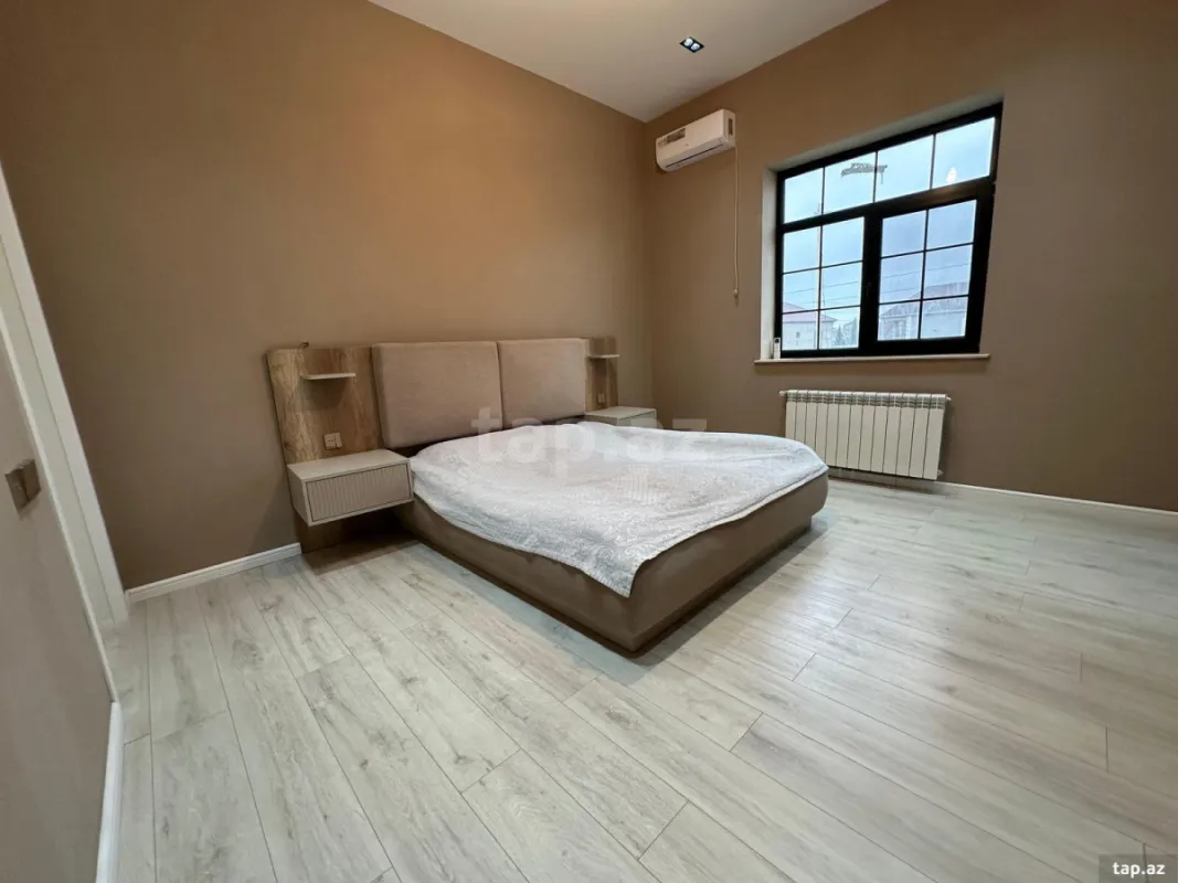 Satılır 4 otaqlı həyət evi