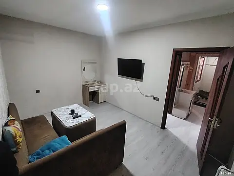 Kirayə verilir 2 otaqlı həyət evi — Bakı, Binəqədi qəs. 2 otaq