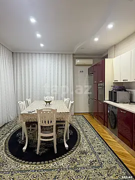 Satılır 3 otaqlı yeni tikili 140 m²