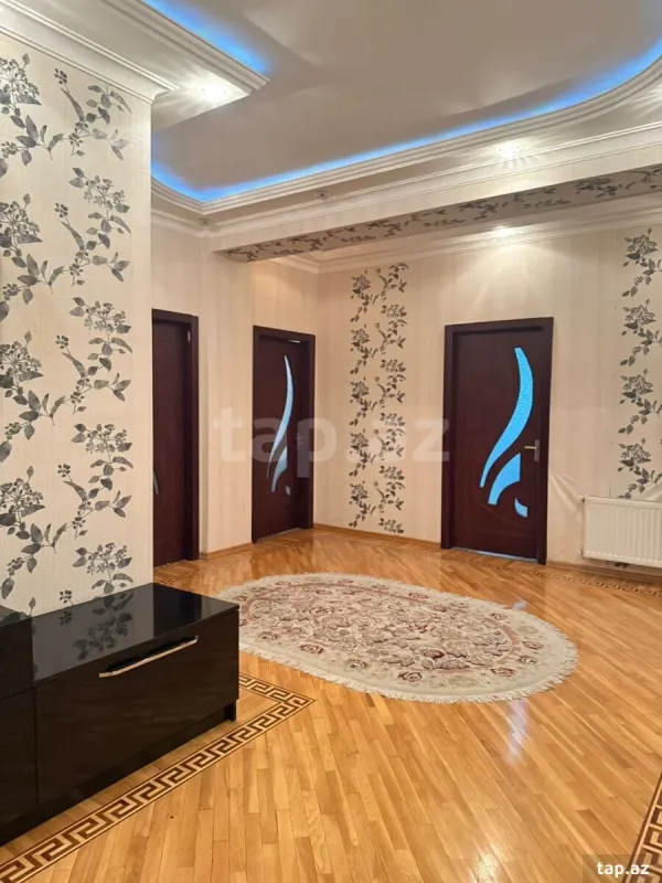 Satılır 3 otaqlı yeni tikili 140 m²