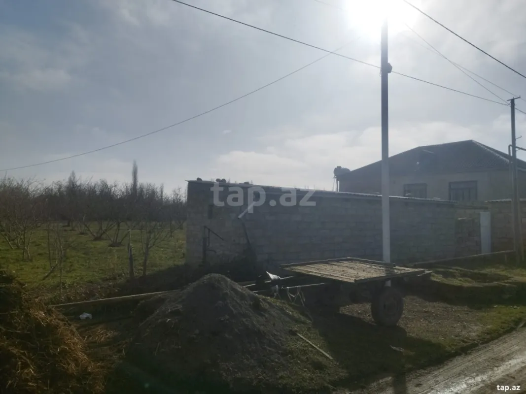 Satılır 3 otaqlı həyət evi 90 m²