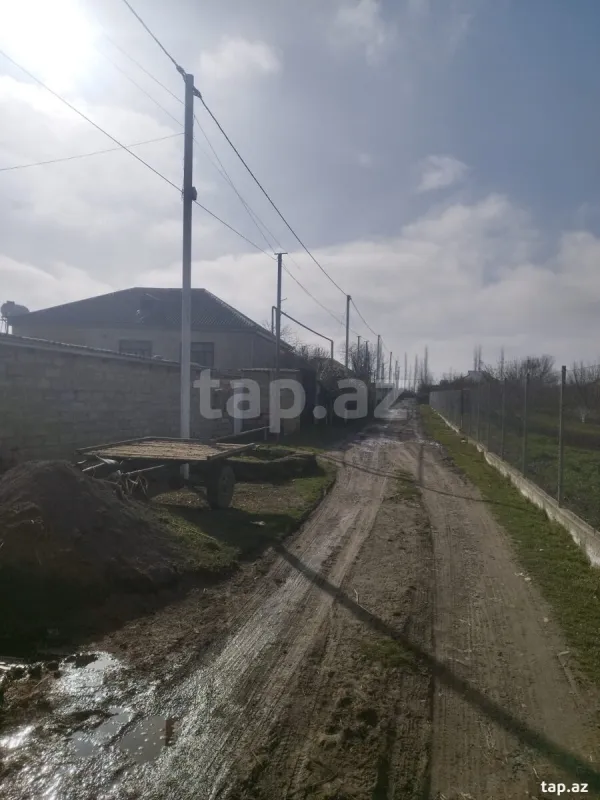 Satılır 3 otaqlı həyət evi 90 m²