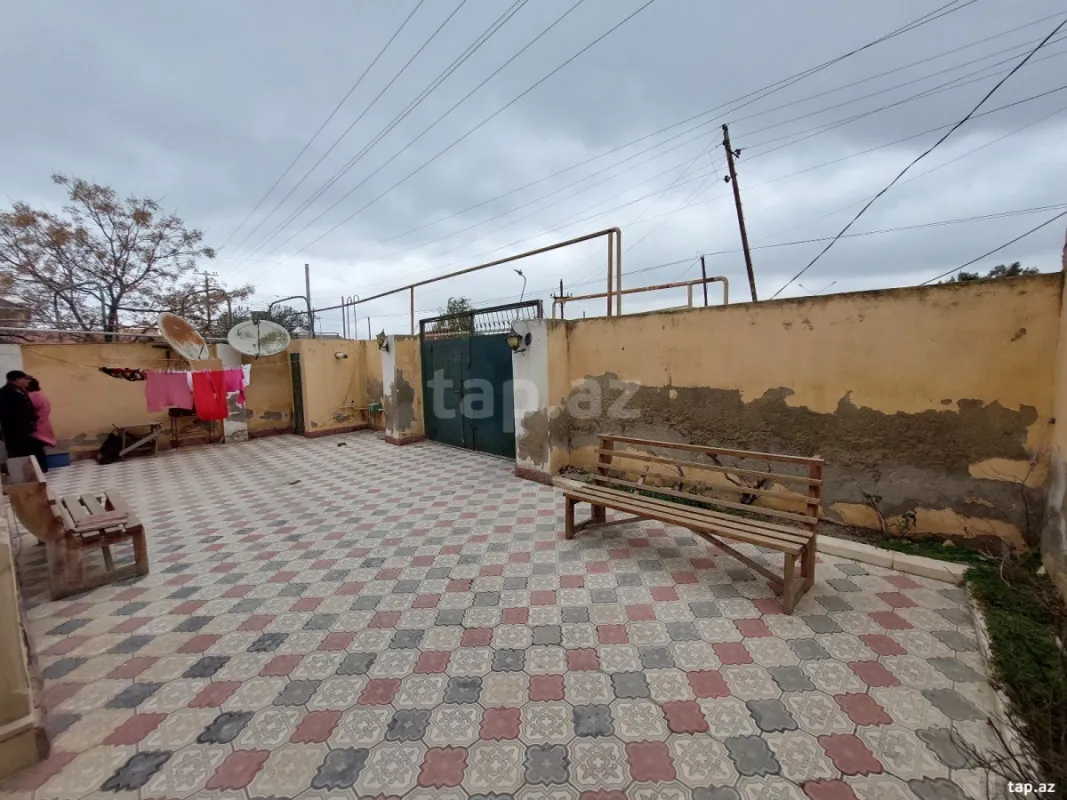 Satılır 3 otaqlı həyət evi
