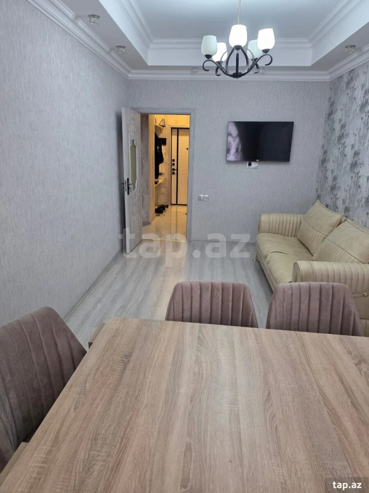 Kirayə verilir 3 otaqlı yeni tikili 90 m²