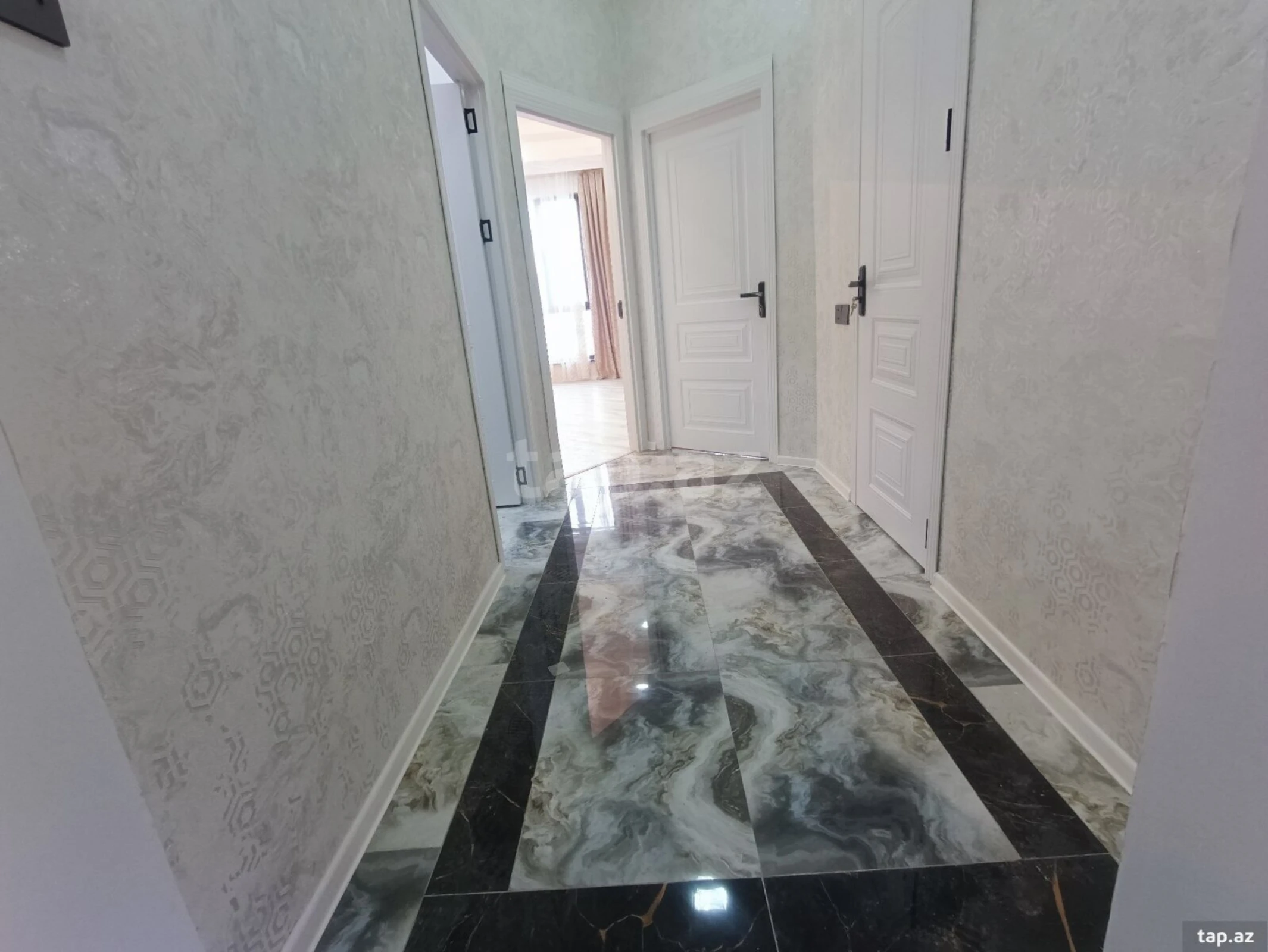 Satılır 2 otaqlı yeni tikili 56 m²
