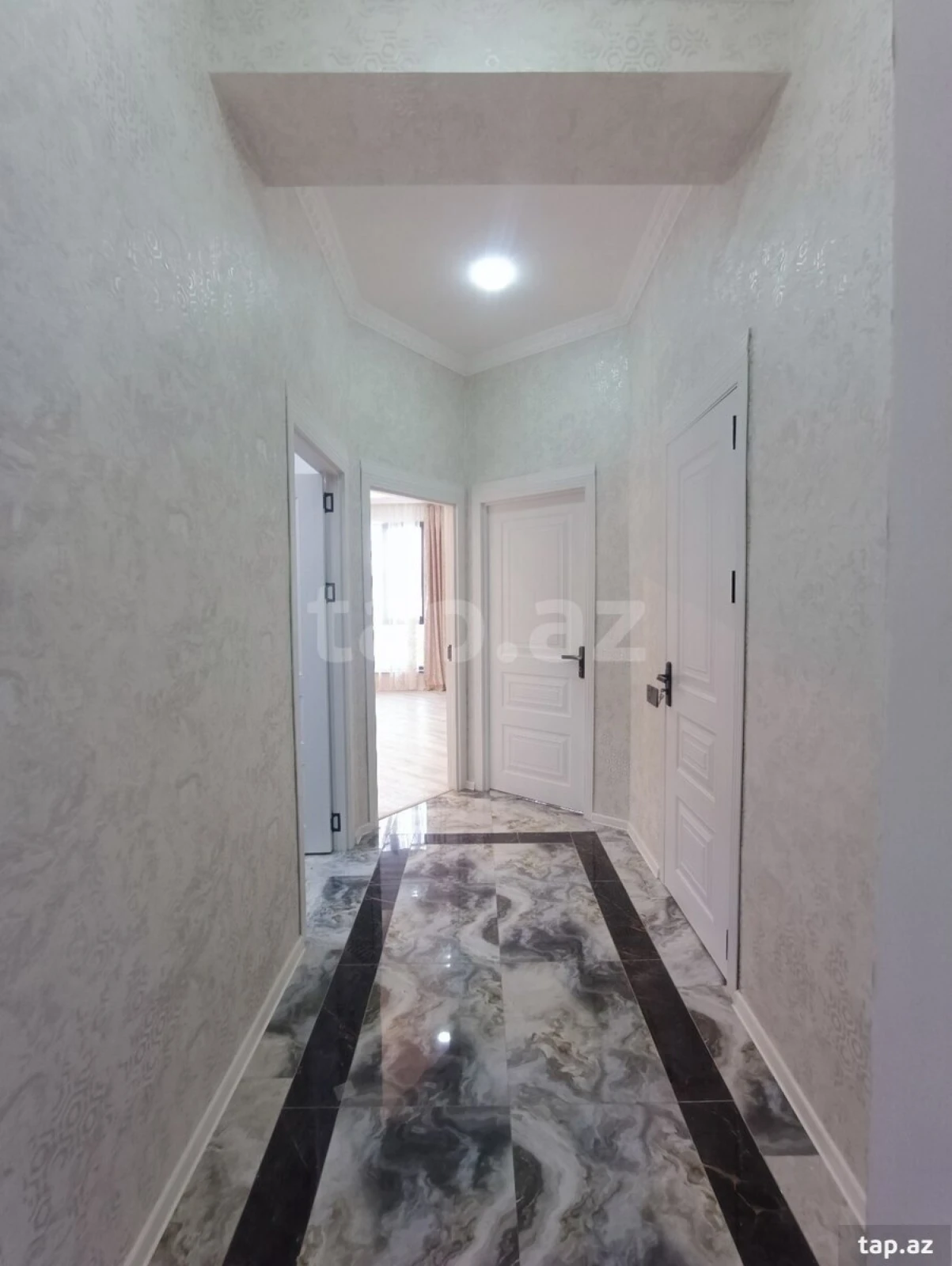 Satılır 2 otaqlı yeni tikili 56 m²