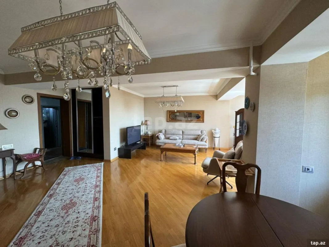 Kirayə verilir 3 otaqlı mənzil 90 m²